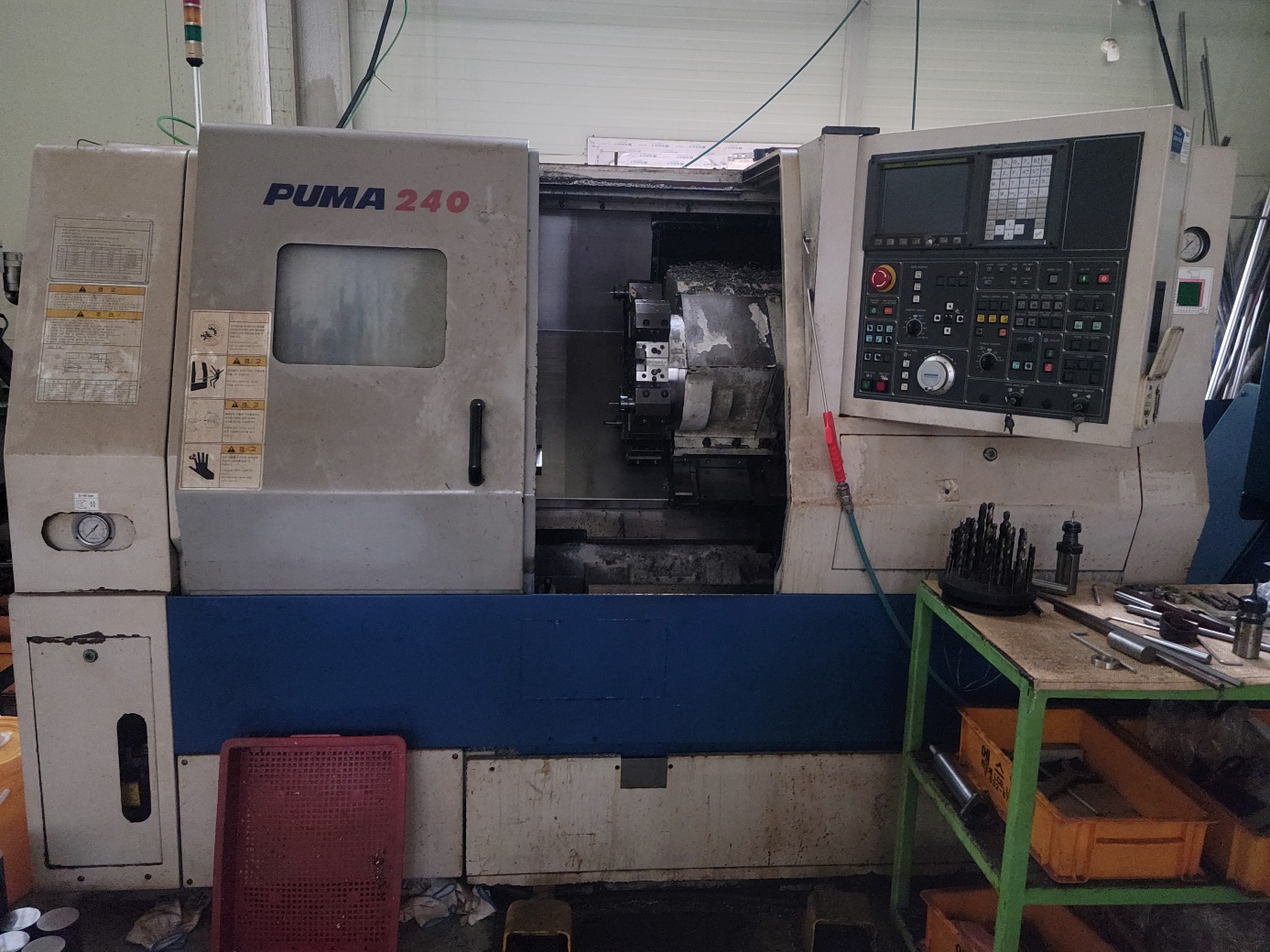 두산CNC선반 PUMA240A