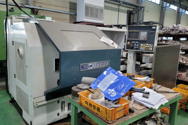 CNC선반 700X1500MM